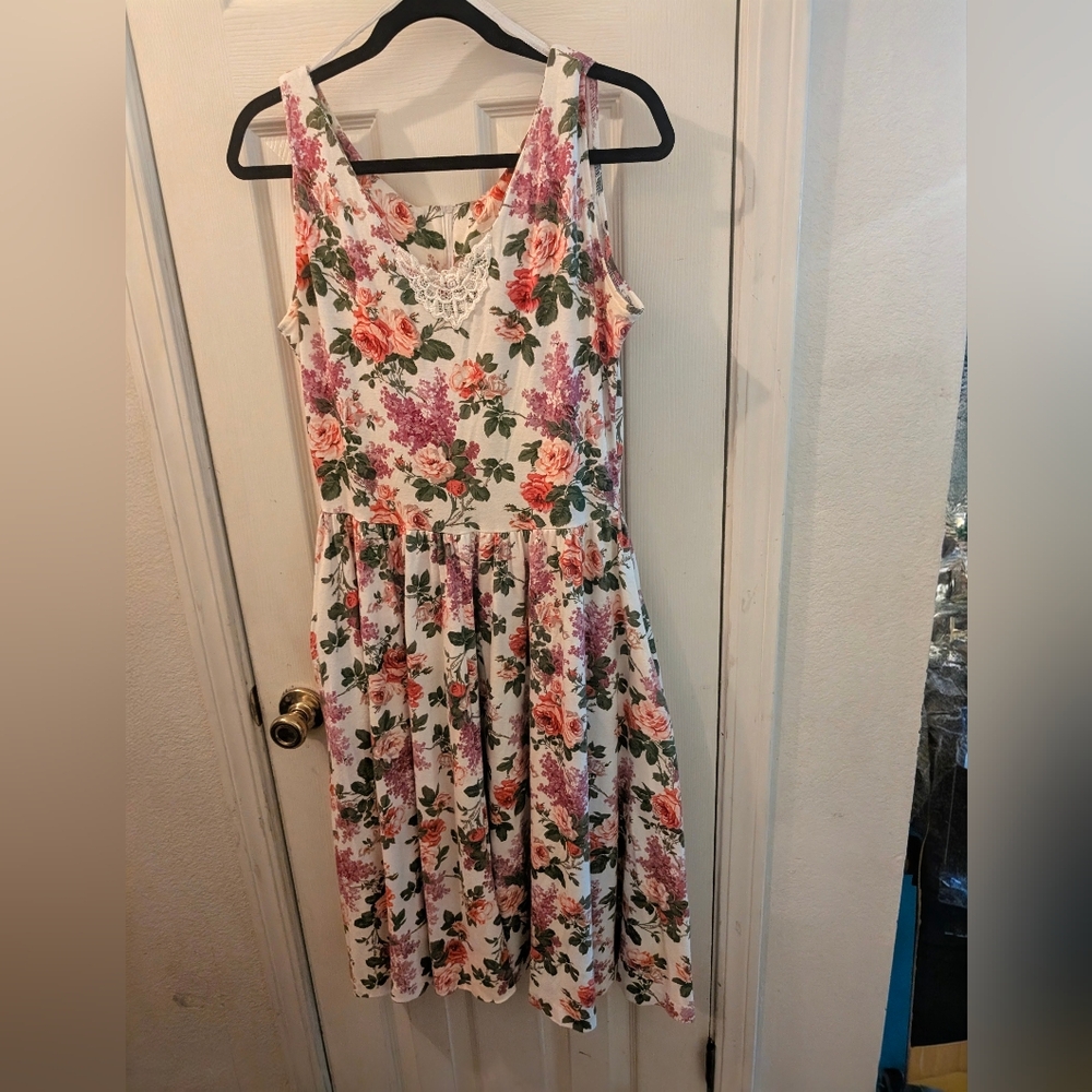 Vintage 80's Ms. Conduct Floral Sleeveless Midi Dress